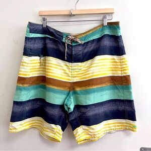 Patagonia Mens swim multi color shorts size 38